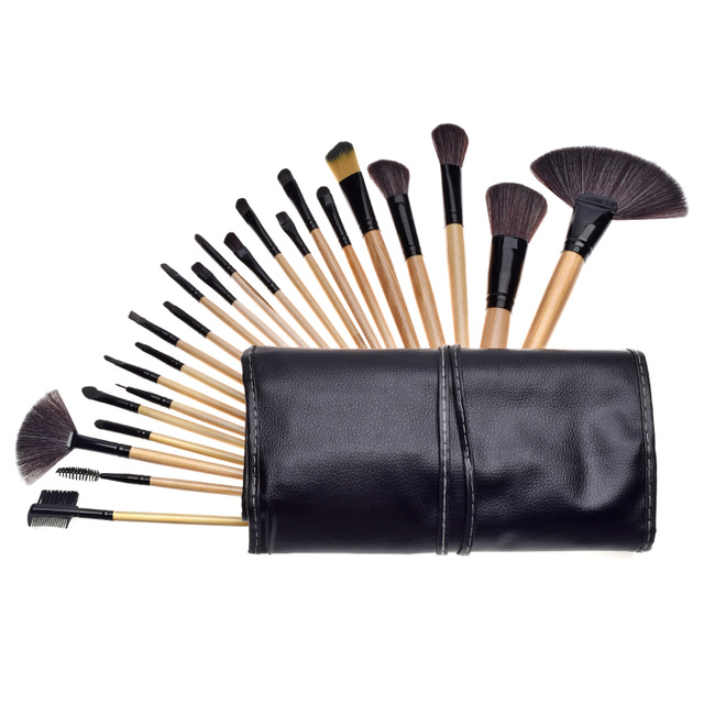 Set of 24-Piece Makeup Brushes