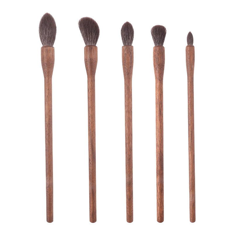 Walnut Makeup Brush (1)