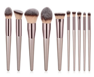Wooden Handle Champagne Gold Makeup Brush Foundation Brush Kit