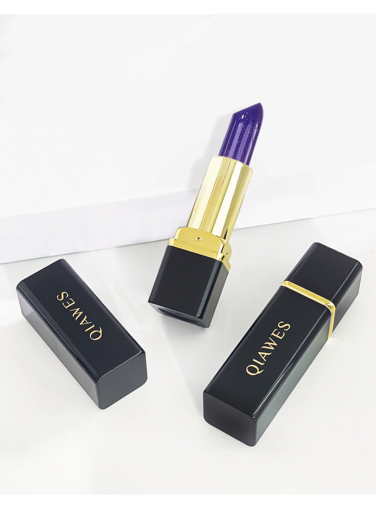 Blue Enchantress Color Changing Lipstick (5)