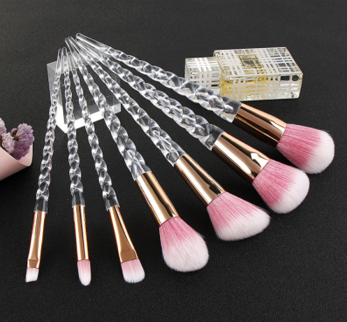 7 Crystal Makeup Brush Transparent Spiral Handle Horn Brush Set (6)