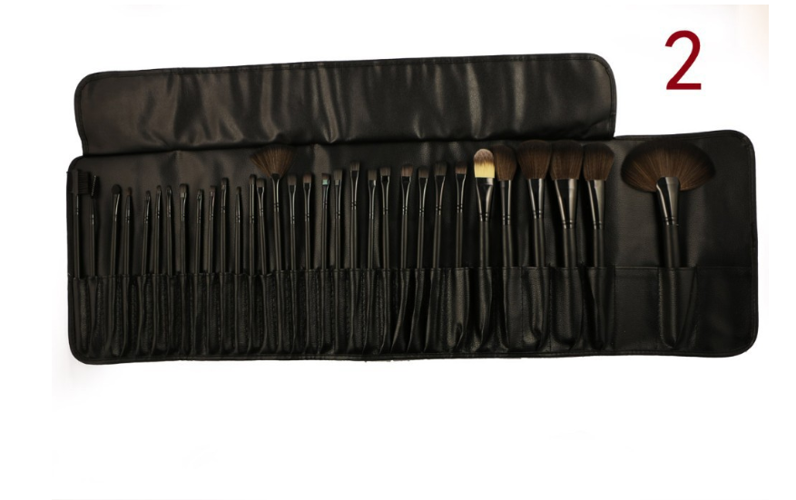 32 Black Wood Color Rayon Makeup Brush Set (3)