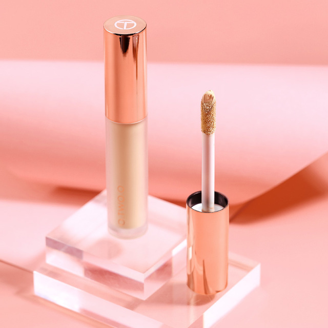 Moisturizing Concealer (2)