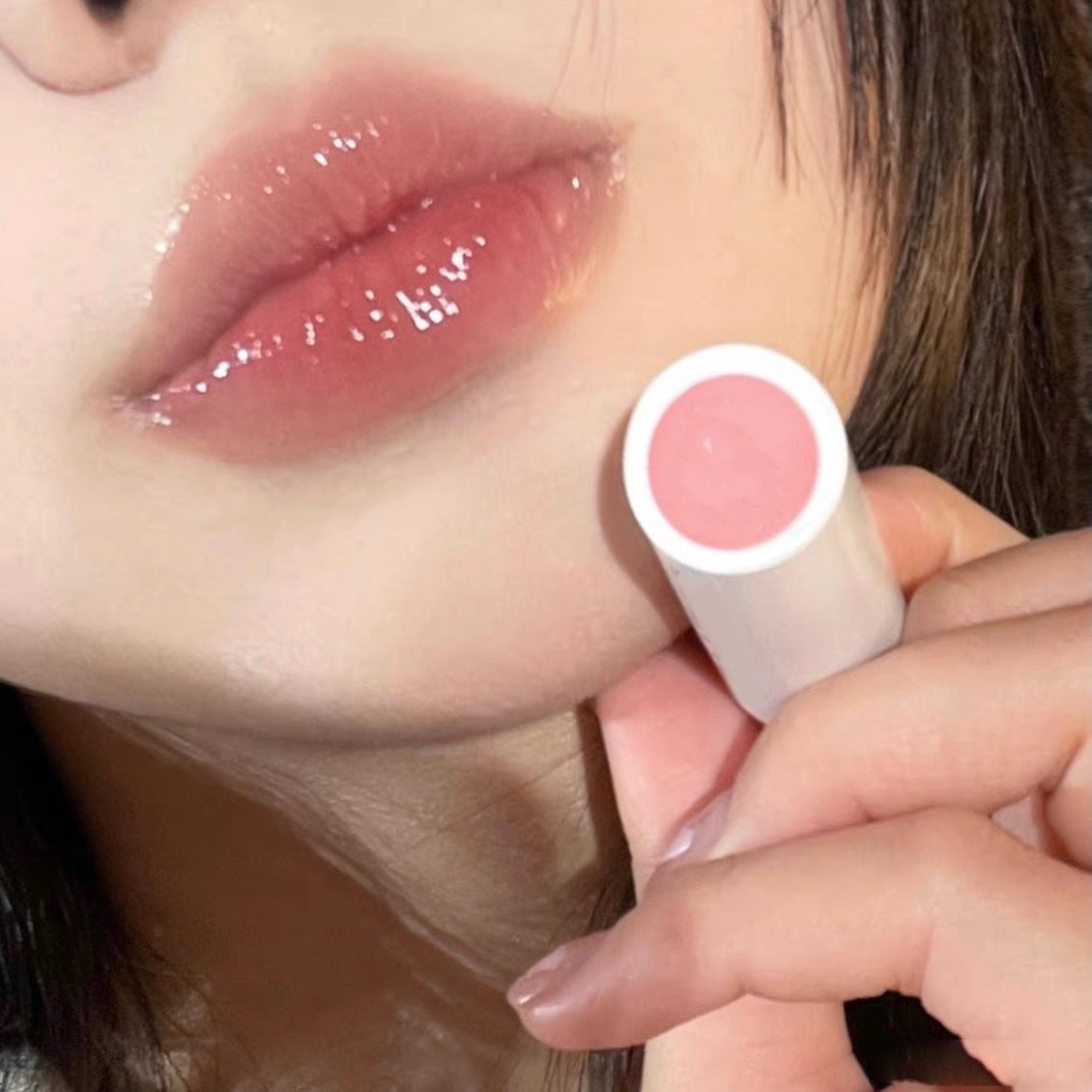 Long Lasting Moisturizing Lipstick for White Students (5)