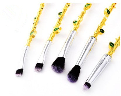 Beauty and the Beast Makeup Brushes (2)