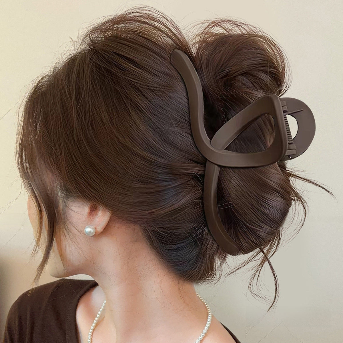 WeeYea Large Hair Claw Clips for Women Hair Accessories