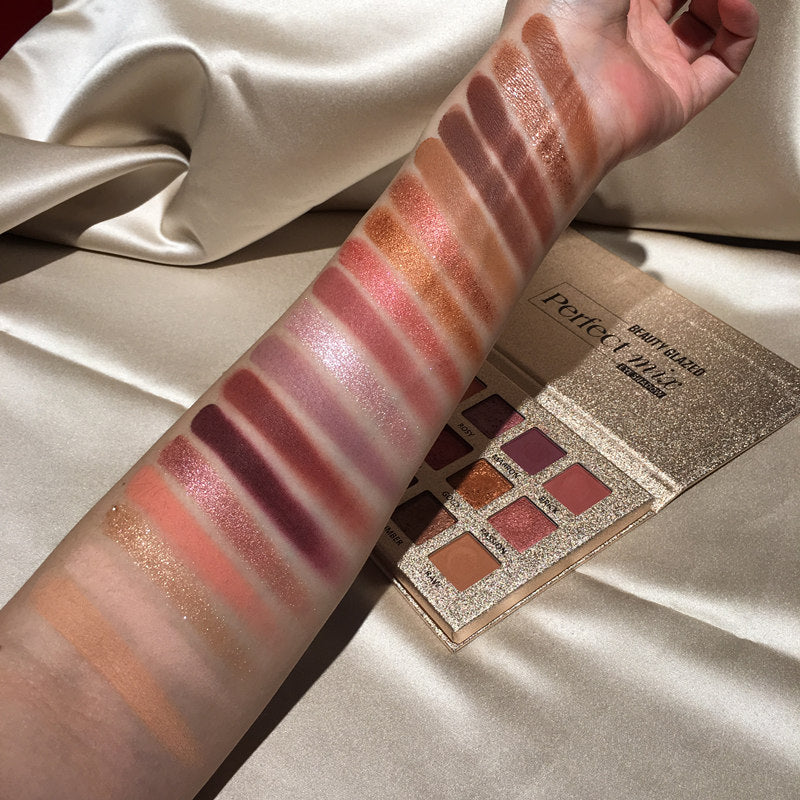 18 Color Eyeshadow Multicolor Desert Rose Eyeshadow Tray (5)